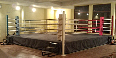 Ring de box cu podium